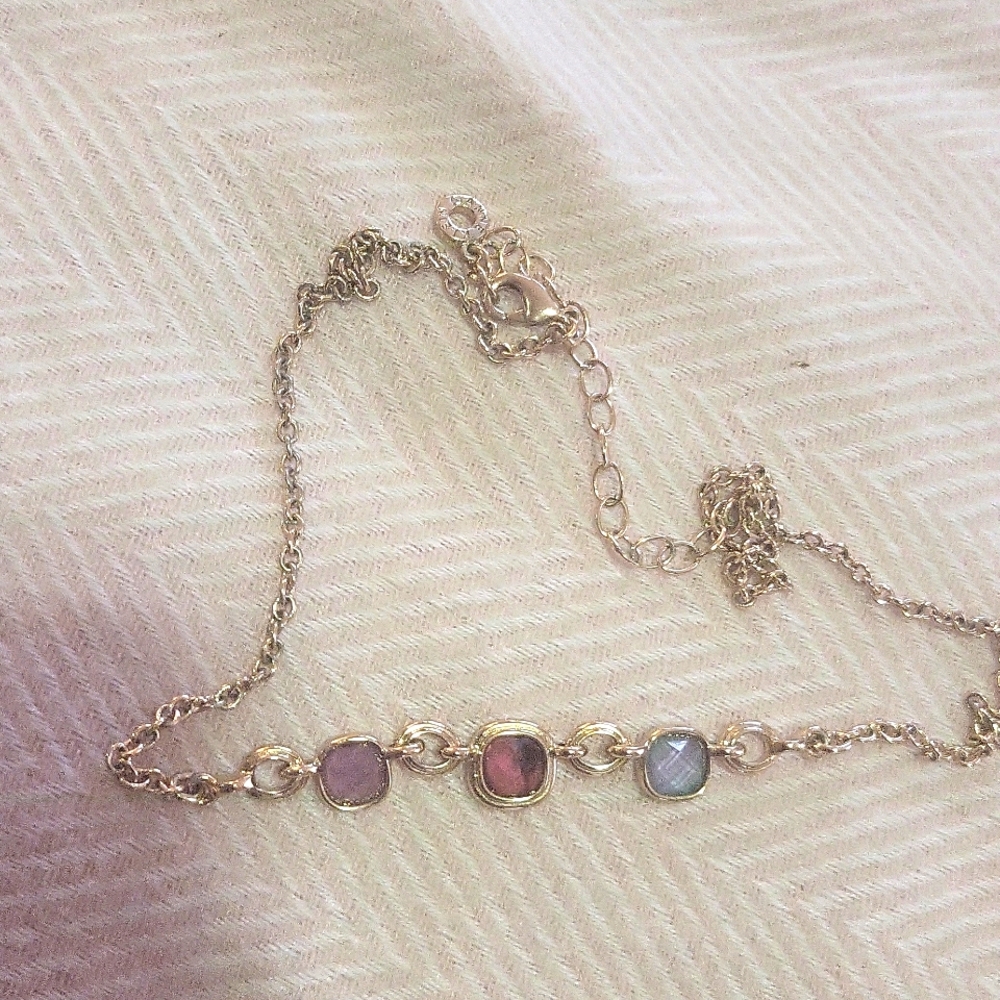 Anne Klein Gold Necklace with Sleek Modern Design